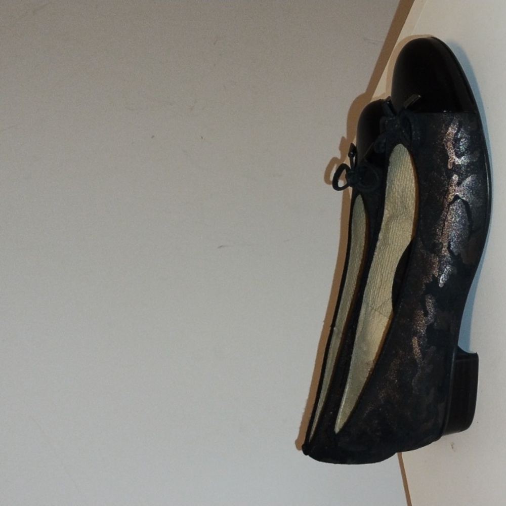 Luftpolster Leather Flat Loafer size 6.5